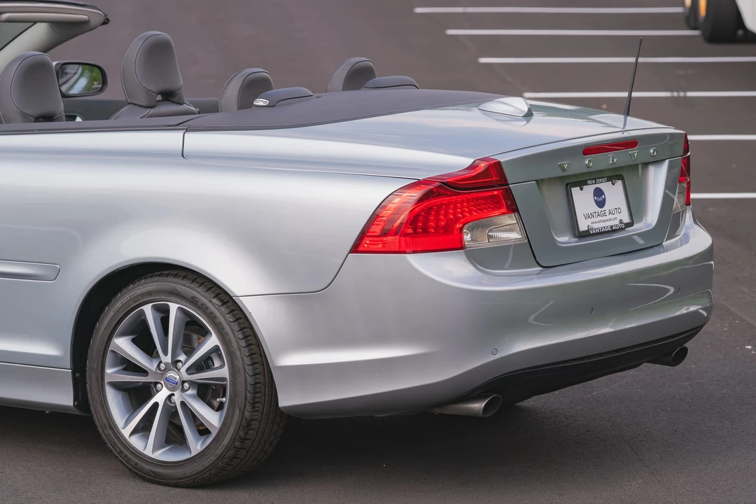 2013 Volvo C70 2nd Gen - Image 26 of 31
