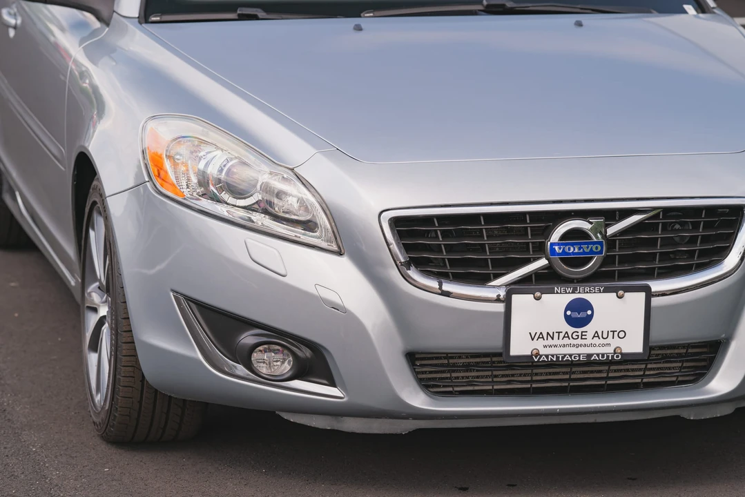 2013 Volvo C70 2nd Gen - Image 30 of 31