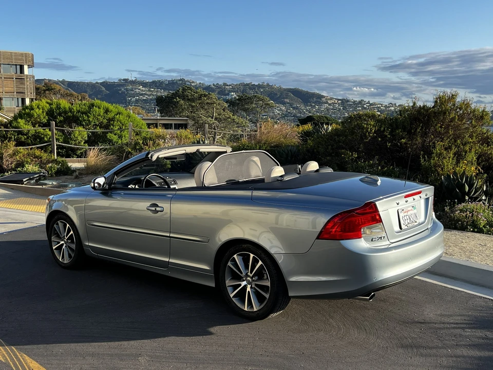 2013 Volvo C70 2nd Gen - Image 4 of 31