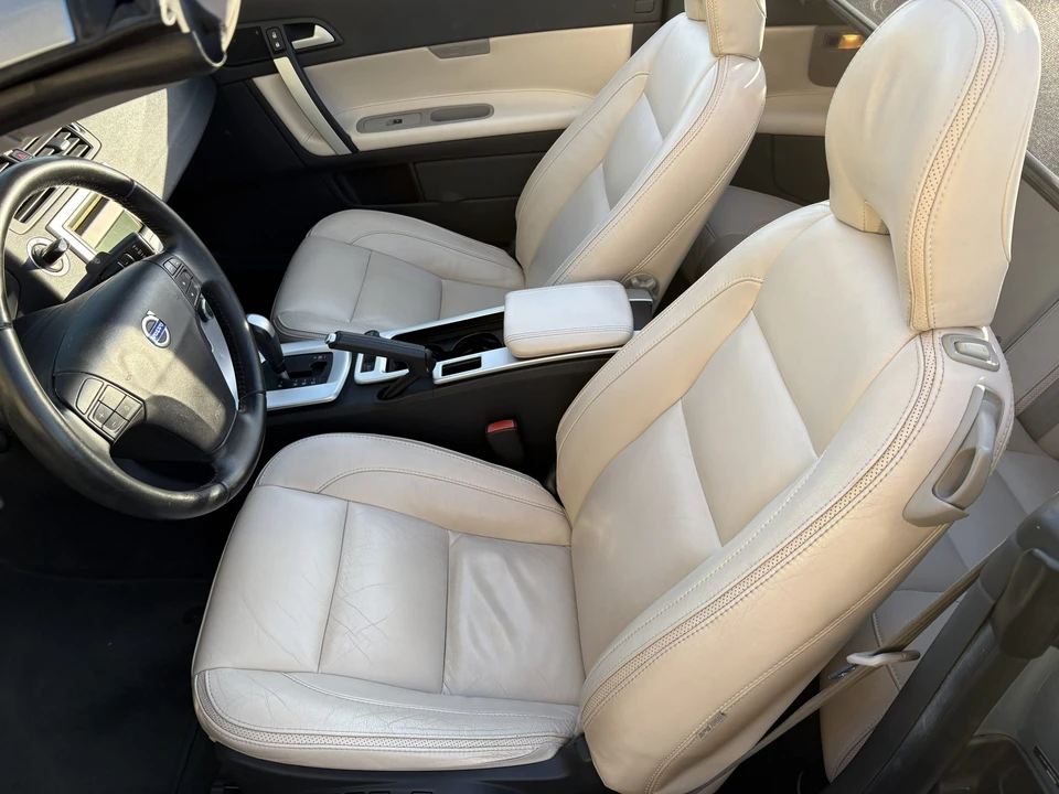 2013 Volvo C70 2nd Gen - Image 21 of 31