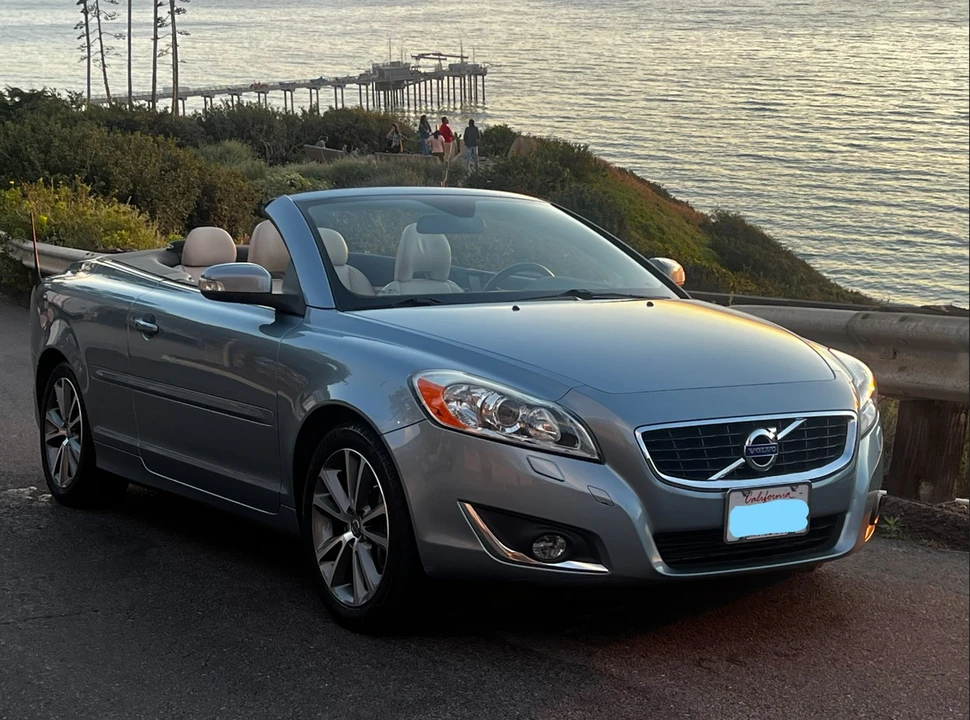 2013 Volvo C70 2nd Gen - Image 9 of 31