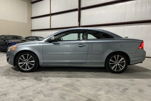 2013 Volvo C70 2nd Gen - Image 3 of 7