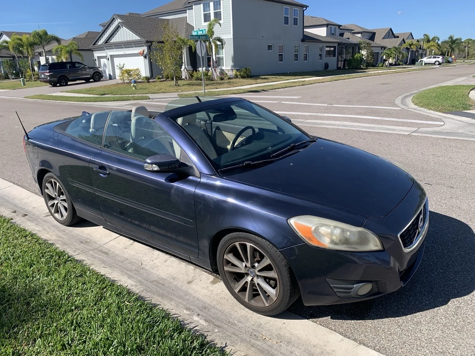 2013 Volvo C70 2nd Gen - Image 7 of 21