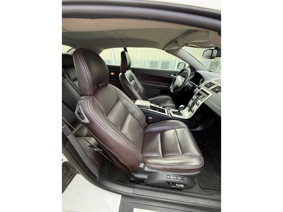 2013 Volvo C70 2nd Gen - Image 9 of 12