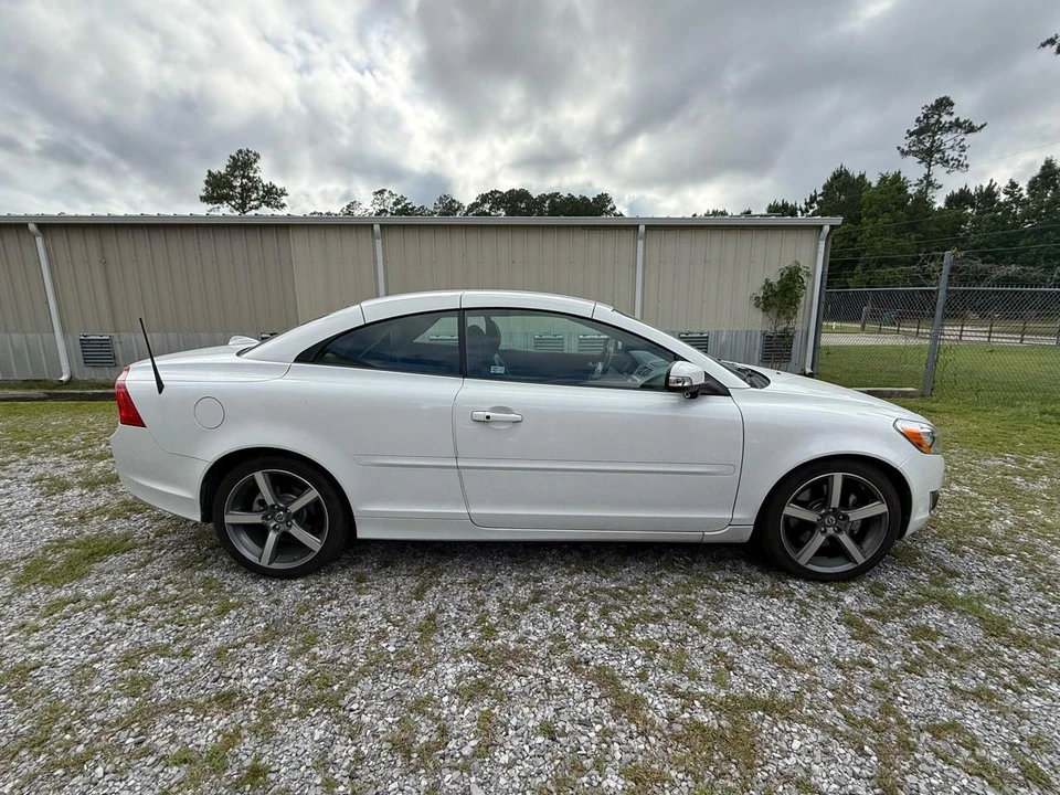 2013 Volvo C70 2nd Gen - Image 4 of 12