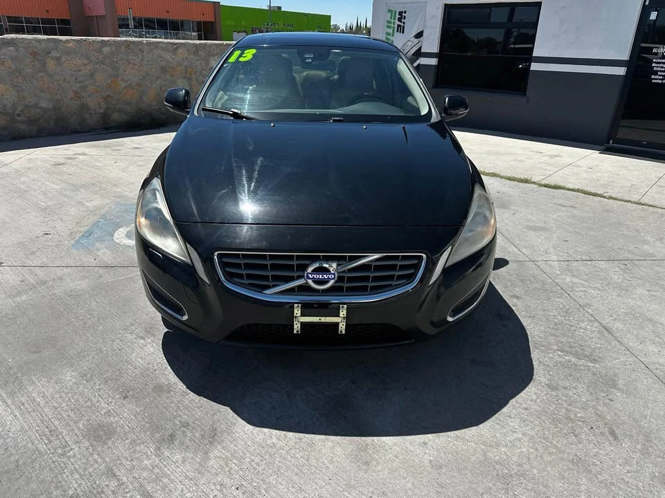 2013 Volvo S60 2nd Gen - Image 2 of 8
