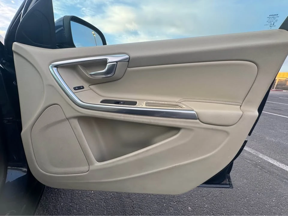 2013 Volvo S60 2nd Gen - Image 8 of 13
