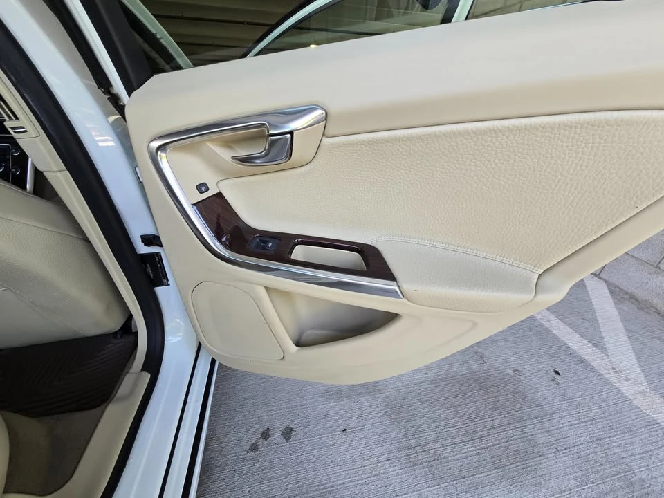 2013 Volvo S60 2nd Gen - Image 15 of 17