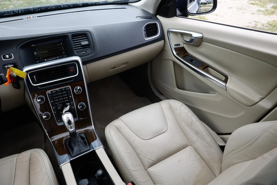 2013 Volvo S60 2nd Gen - Image 22 of 31