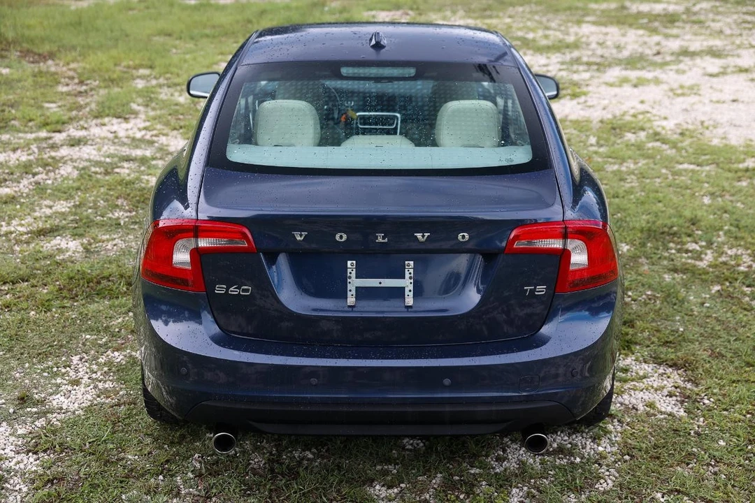 2013 Volvo S60 2nd Gen - Image 7 of 31