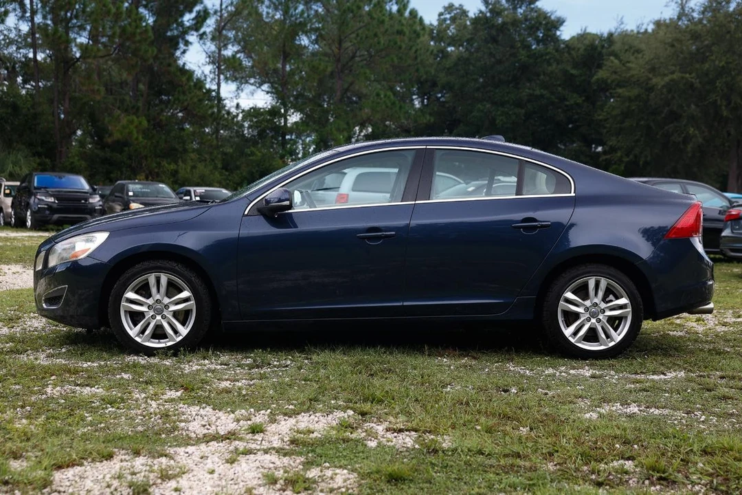 2013 Volvo S60 2nd Gen - Image 3 of 31