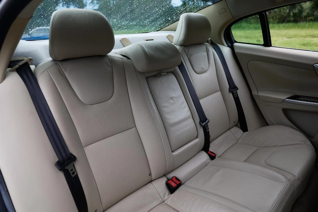 2013 Volvo S60 2nd Gen - Image 14 of 31