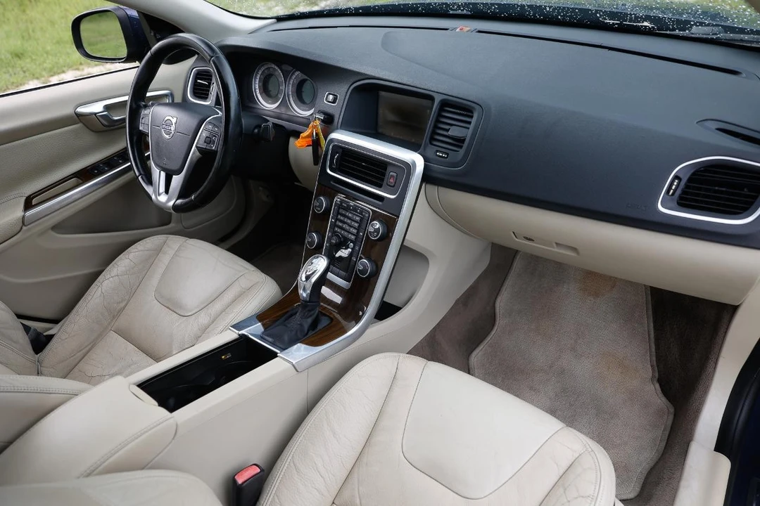 2013 Volvo S60 2nd Gen - Image 18 of 31