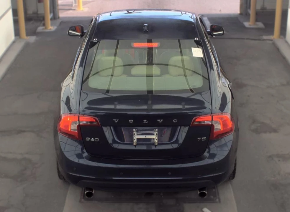 2013 Volvo S60 2nd Gen - Image 5 of 12