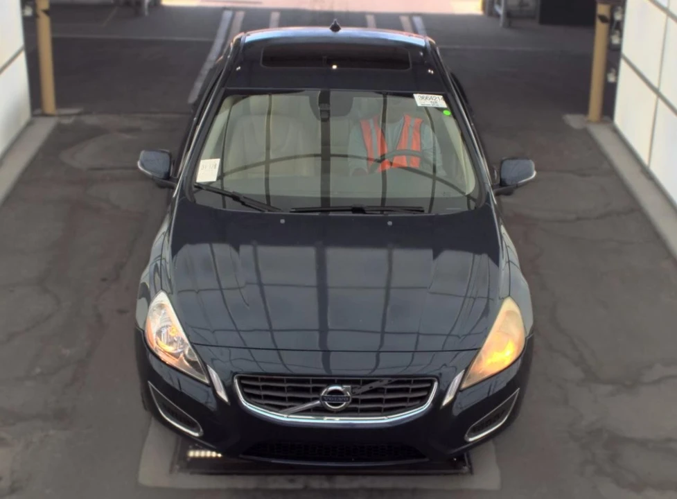 2013 Volvo S60 2nd Gen - Image 2 of 12