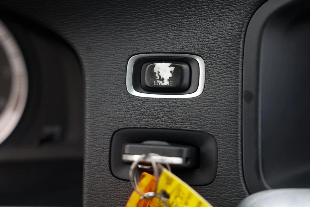 2013 Volvo S60 2nd Gen - Image 30 of 31