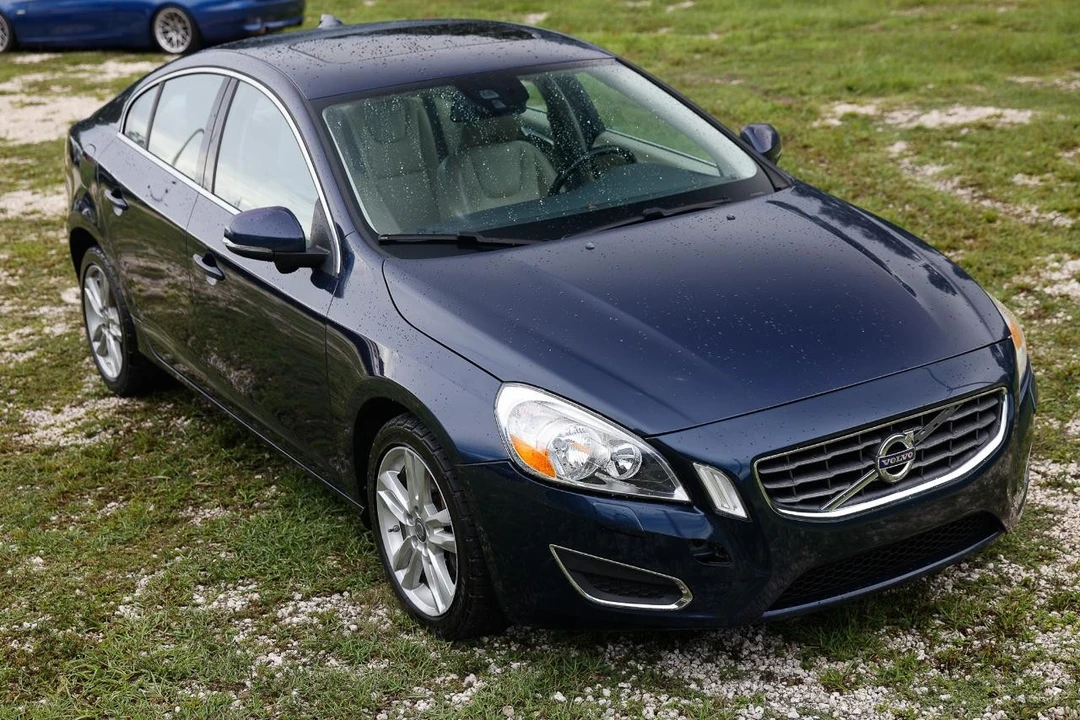 2013 Volvo S60 2nd Gen - Image 15 of 31