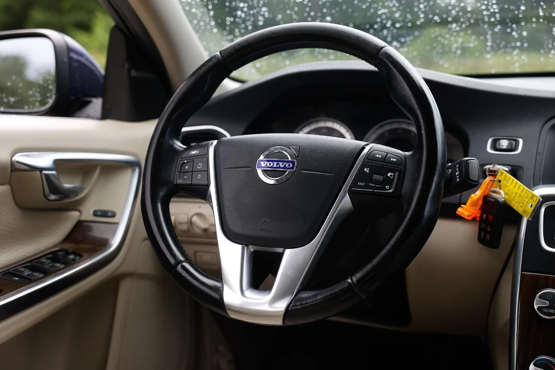 2013 Volvo S60 2nd Gen - Image 28 of 31