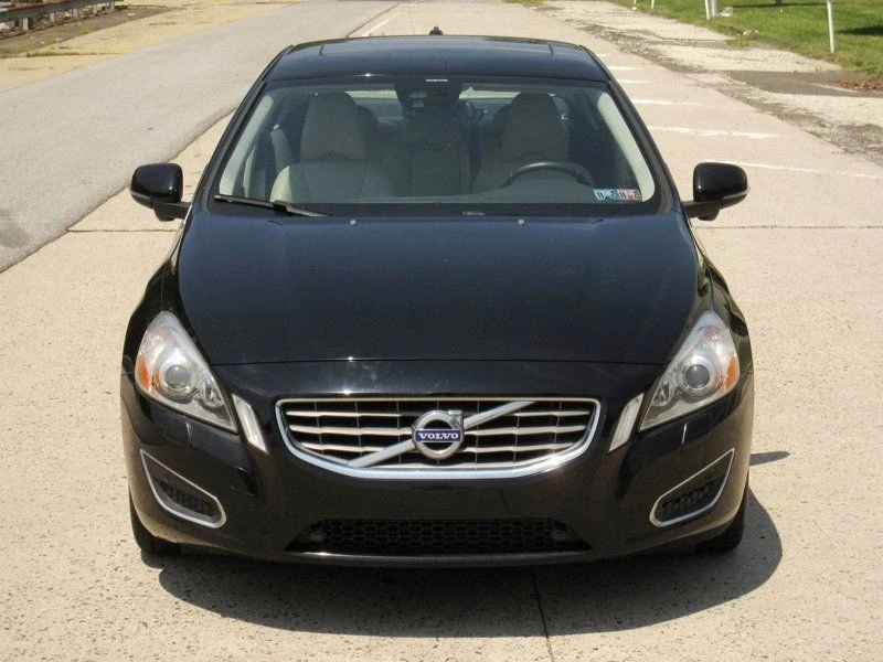 2013 Volvo S60 2nd Gen - Image 5 of 12