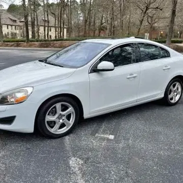 2013 Volvo S60 T5 Platinum