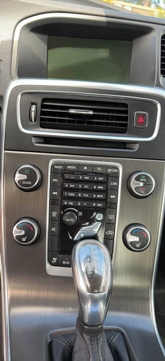 2013 Volvo S60 2nd Gen - Image 9 of 14