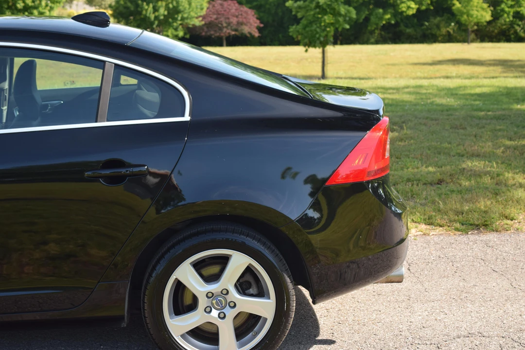 2013 Volvo S60 2nd Gen - Image 18 of 31