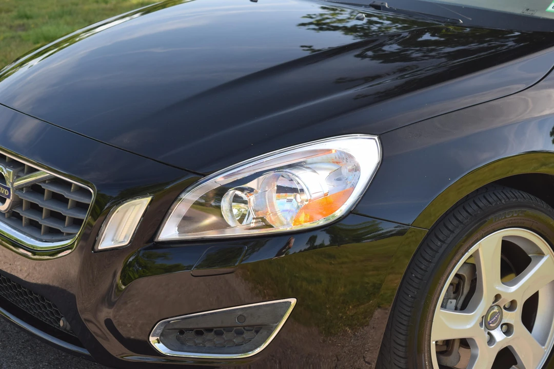 2013 Volvo S60 2nd Gen - Image 12 of 31