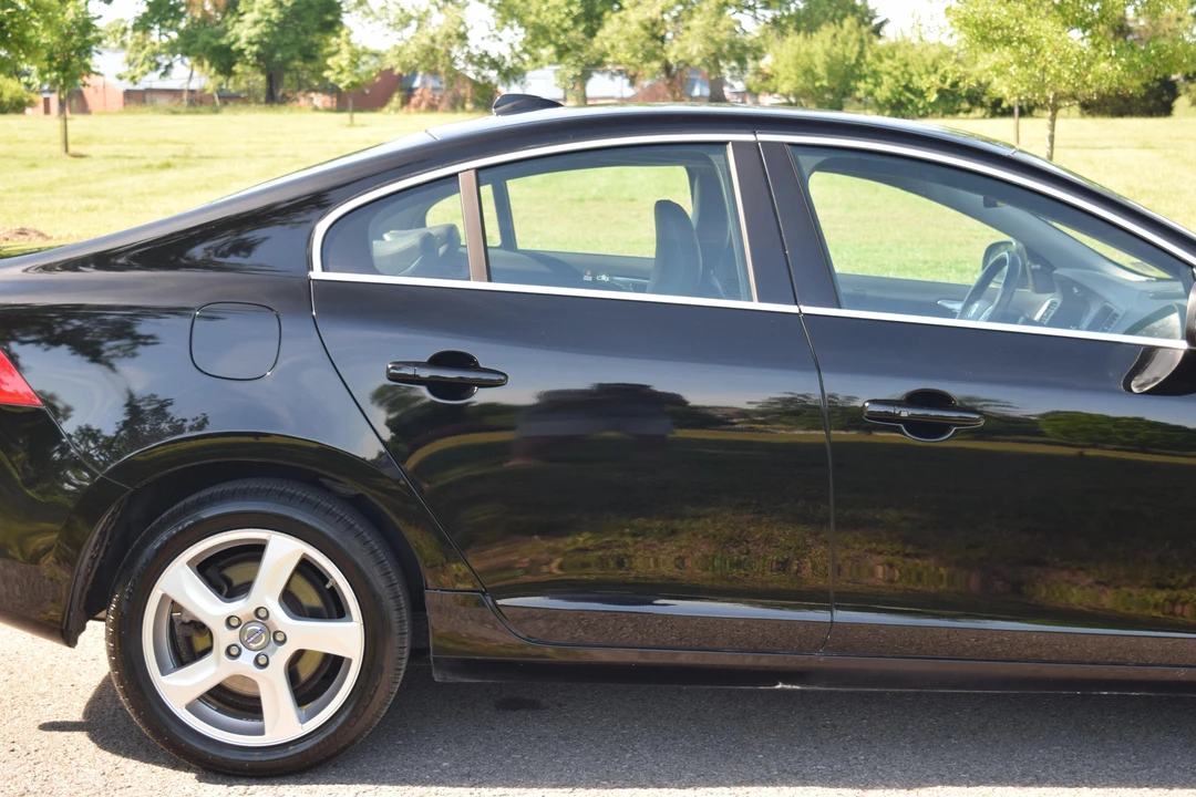 2013 Volvo S60 2nd Gen - Image 24 of 31