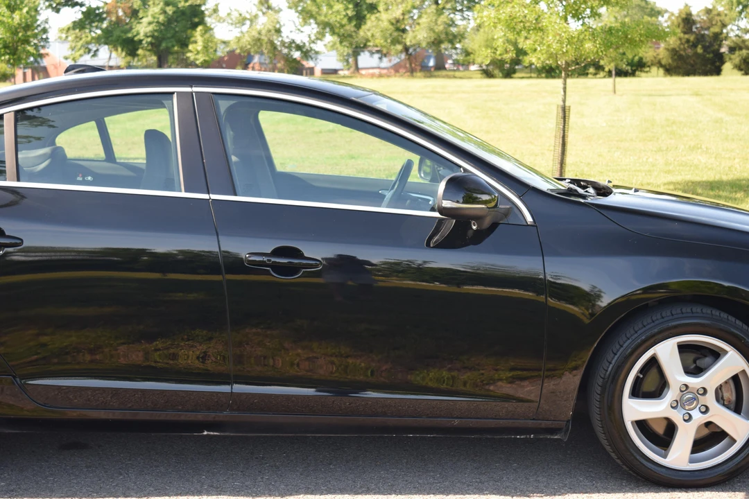2013 Volvo S60 2nd Gen - Image 25 of 31