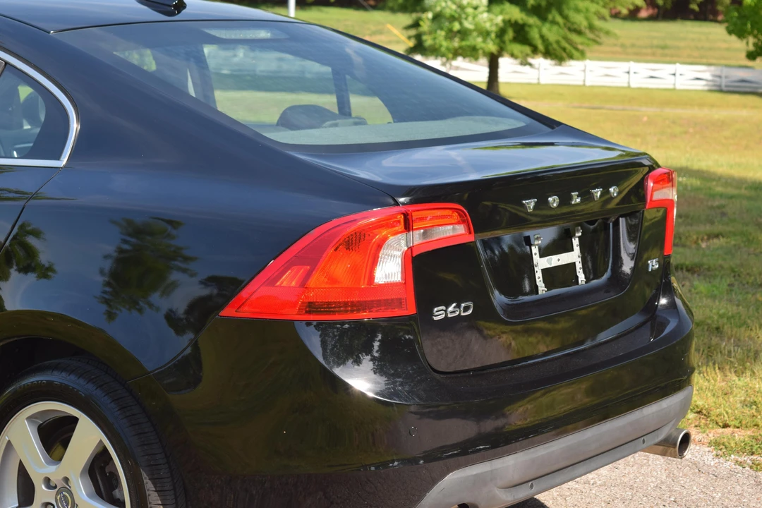 2013 Volvo S60 2nd Gen - Image 19 of 31