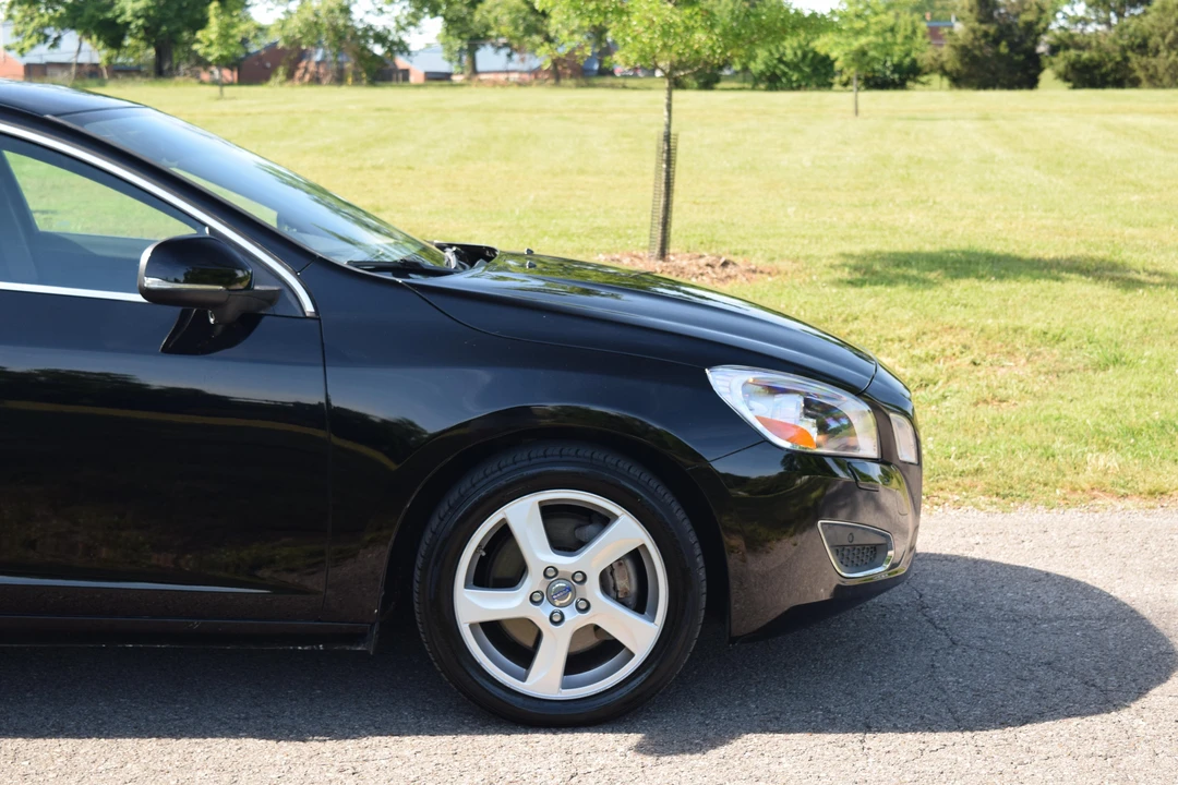 2013 Volvo S60 2nd Gen - Image 27 of 31