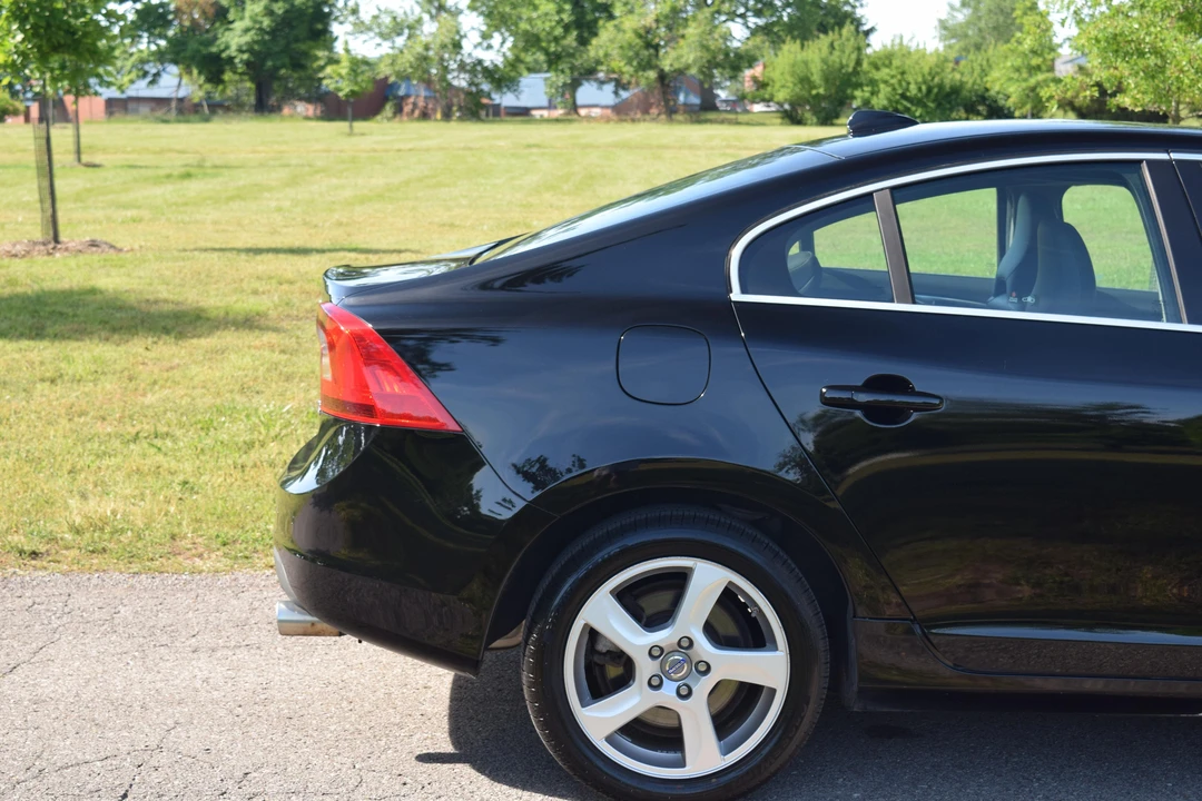 2013 Volvo S60 2nd Gen - Image 23 of 31