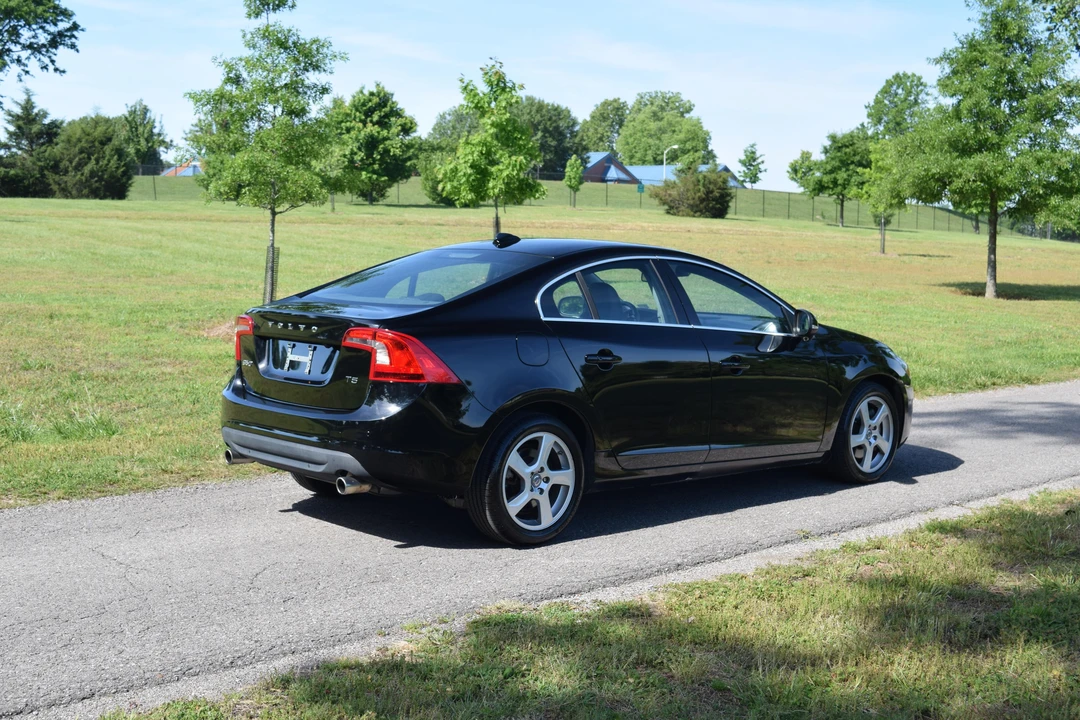 2013 Volvo S60 2nd Gen - Image 9 of 31