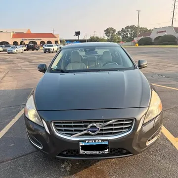 2013 Volvo S60 T5 Premier Plus Sedan 4D