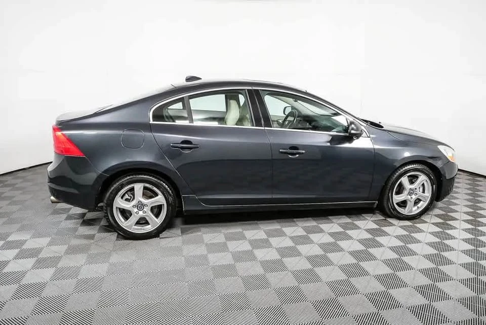 2013 Volvo S60 2nd Gen - Image 2 of 20