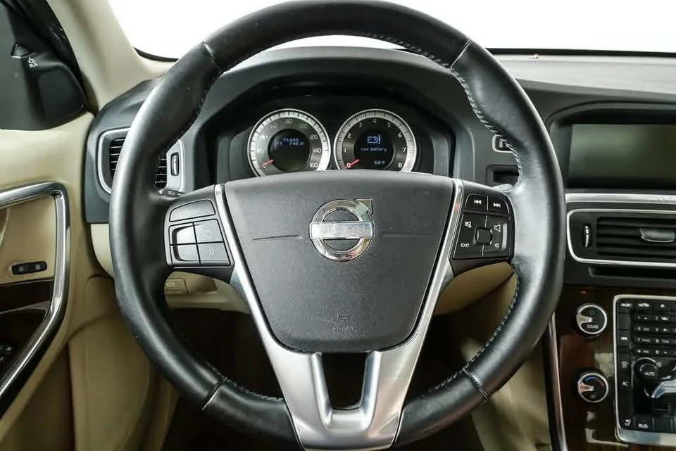 2013 Volvo S60 2nd Gen - Image 11 of 20