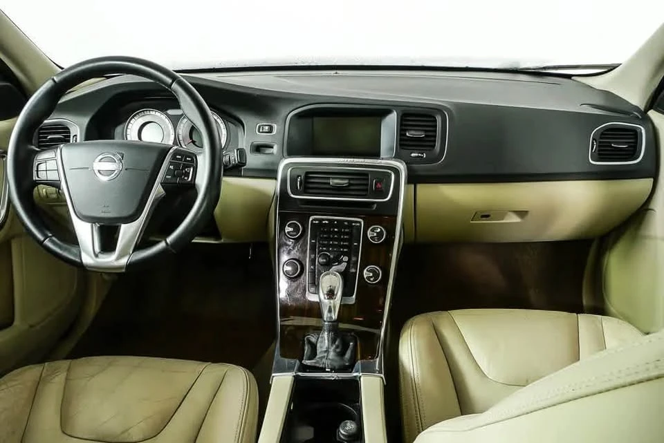 2013 Volvo S60 2nd Gen - Image 16 of 20