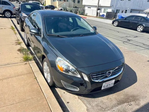 2013 Volvo S60 T5 Premier Sedan 4D
