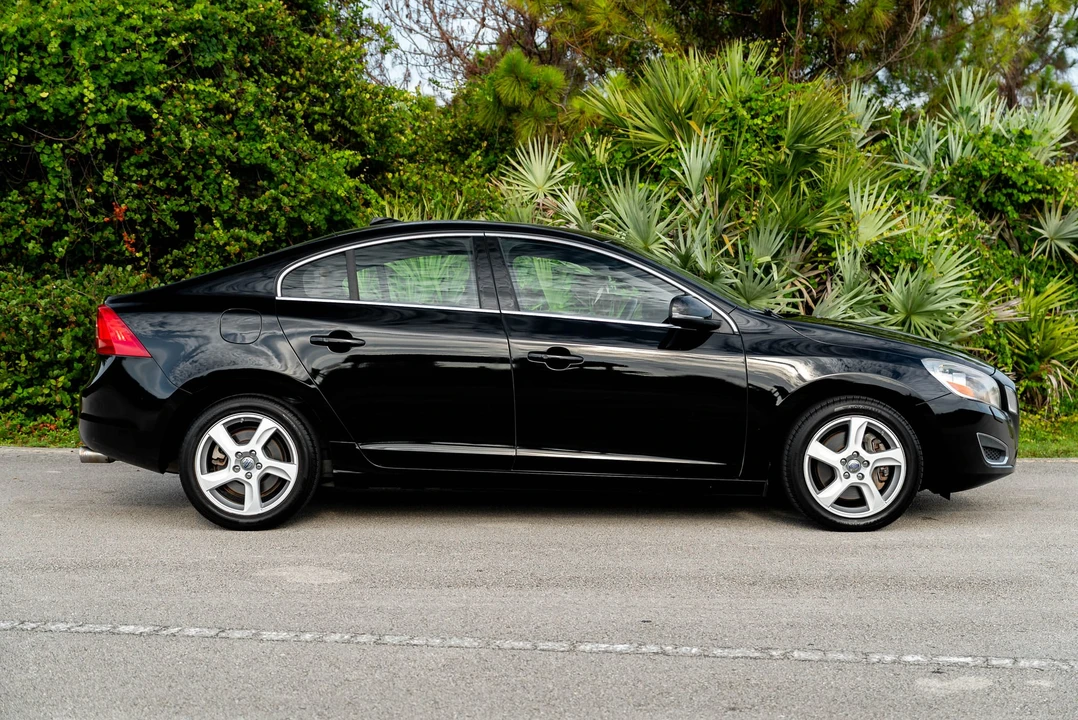 2013 Volvo S60 2nd Gen - Image 9 of 31