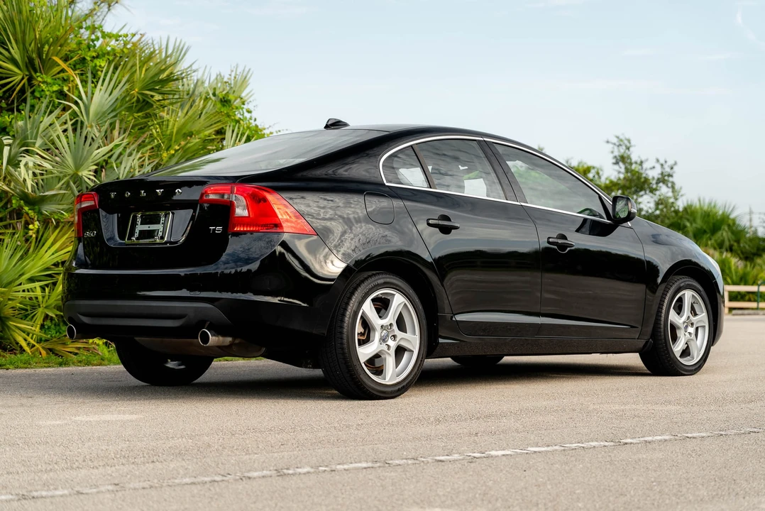 2013 Volvo S60 2nd Gen - Image 10 of 31