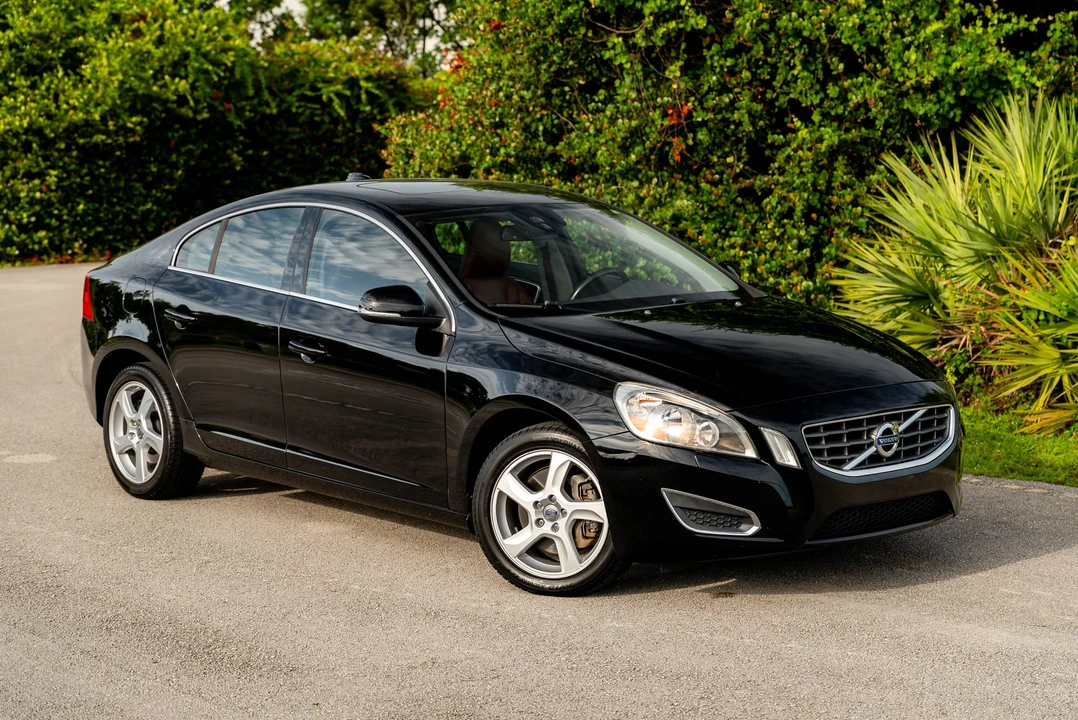 2013 Volvo S60 2nd Gen - Image 6 of 31