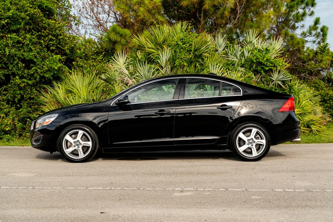 2013 Volvo S60 2nd Gen - Image 15 of 31
