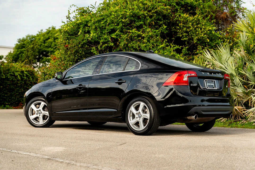 2013 Volvo S60 2nd Gen - Image 13 of 31