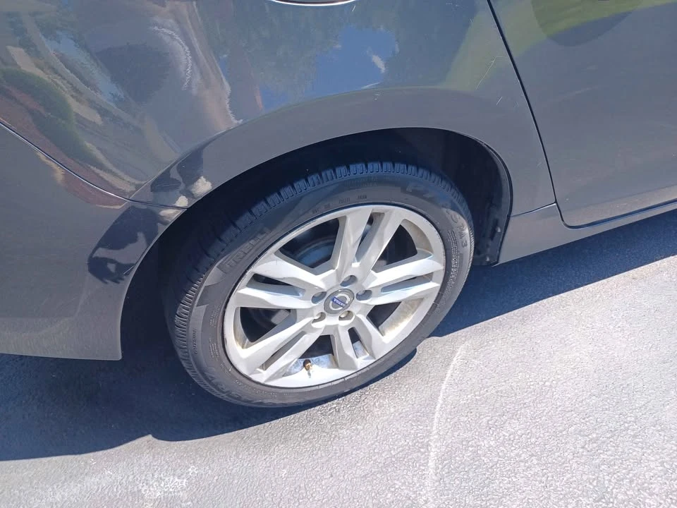 2013 Volvo S60 2nd Gen - Image 7 of 9