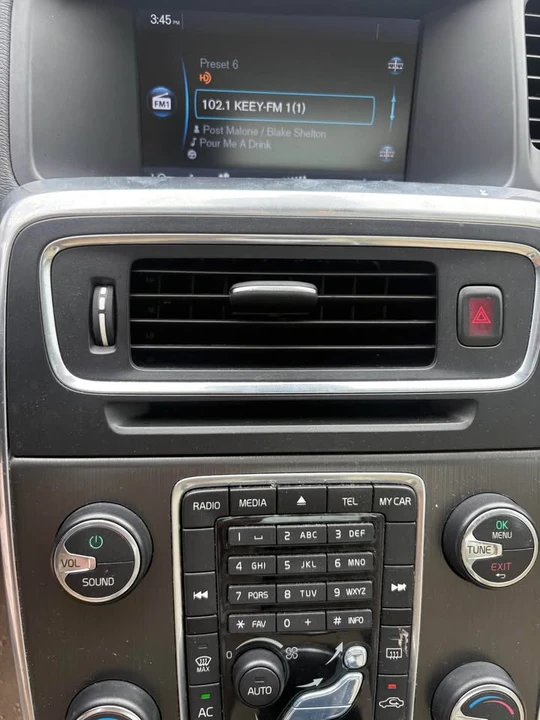 2013 Volvo S60 2nd Gen - Image 10 of 10