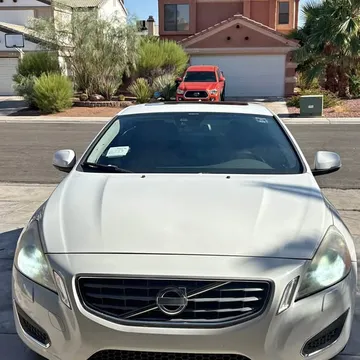 2013 Volvo S60 T5 Sedan 4D