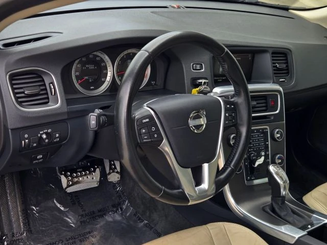 2013 Volvo S60 2nd Gen - Image 11 of 31
