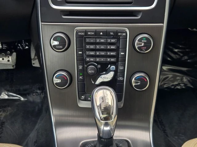 2013 Volvo S60 2nd Gen - Image 25 of 31