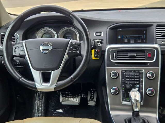 2013 Volvo S60 2nd Gen - Image 23 of 31