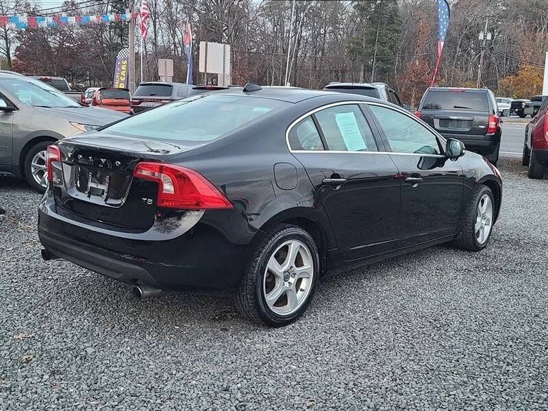 2013 Volvo S60 2nd Gen - Image 3 of 17